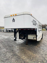 Used 2006 Adam 3 horse stock combo image 0