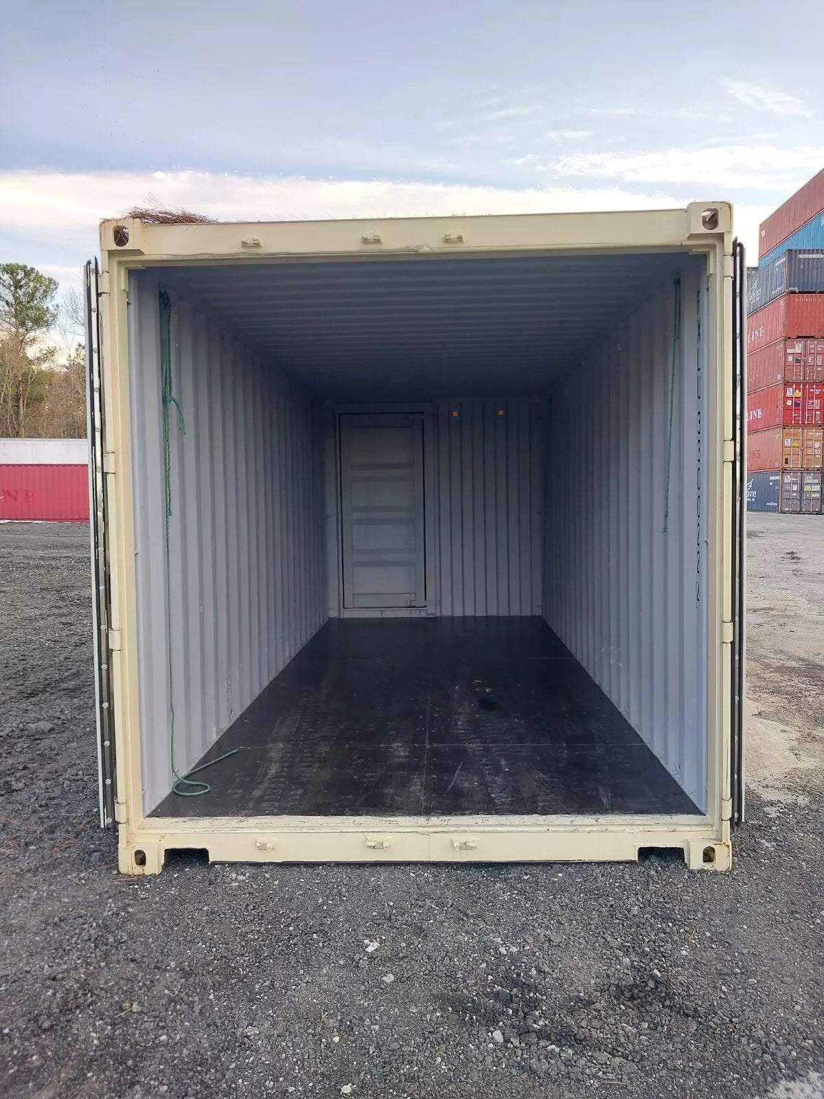 New One-trip 20′ Storage Container with Man Door. Tri Door. image 3