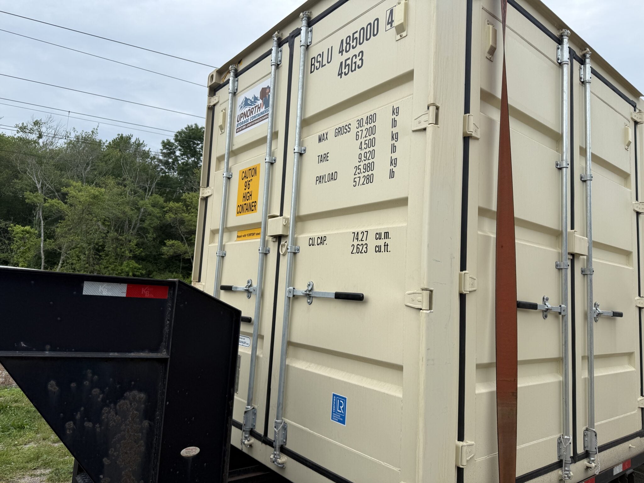 40′ x 8′ x 9.5′ High Cube Shipping Container with 4 Doors – New One Trip – Beige image 6