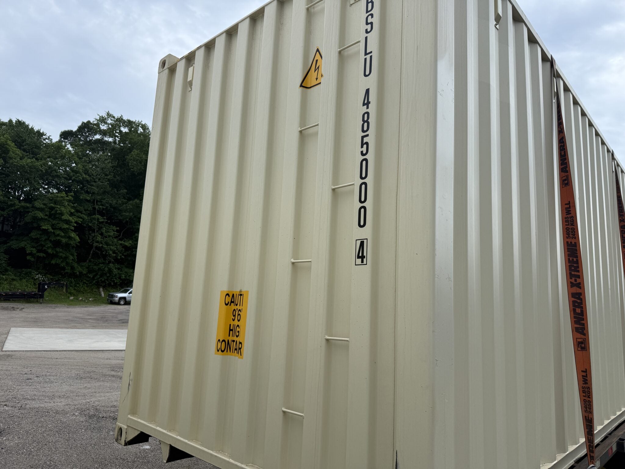 40′ x 8′ x 9.5′ High Cube Shipping Container with 4 Doors – New One Trip – Beige image 4